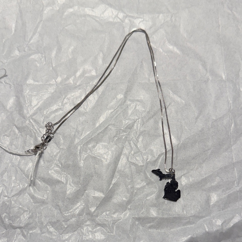 Michigan Pendant Necklace